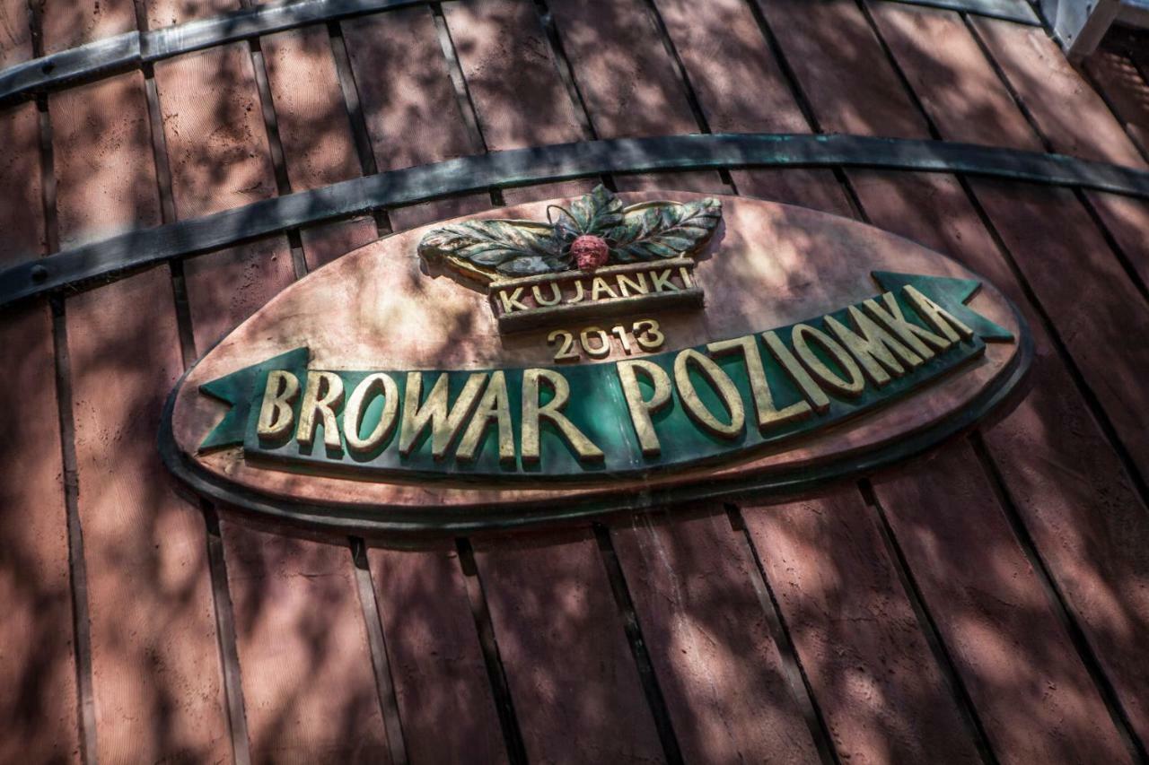 Poziomka Hotel Kujan Luaran gambar