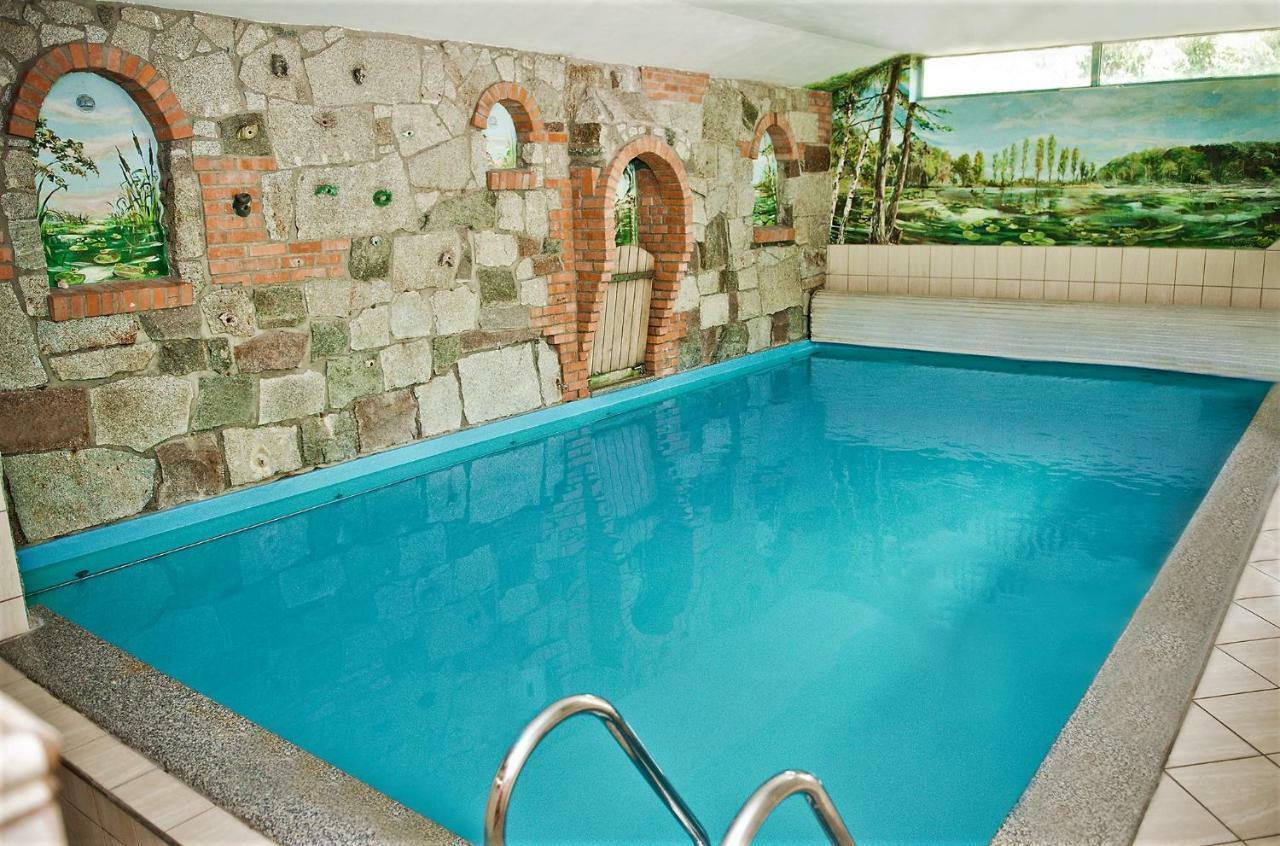 Poziomka Hotel Kujan Luaran gambar