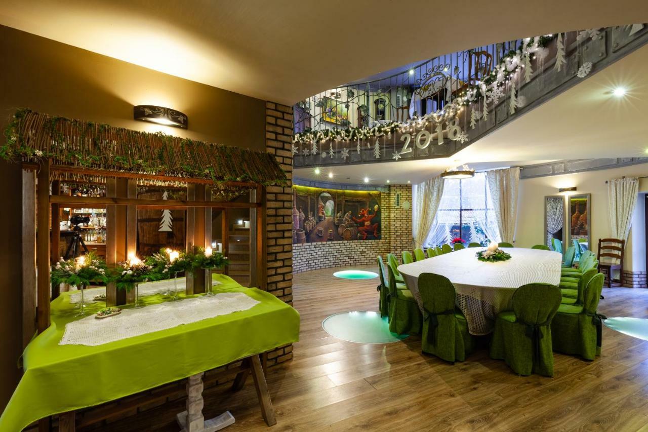 Poziomka Hotel Kujan Luaran gambar